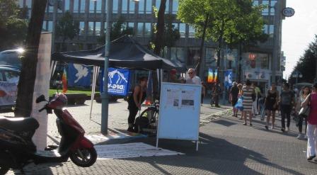 Hiroshima-Mahnwache für die Abschaffung von A-Waffen am 6.8.2015 in Mannheim