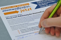 Petition  Petition herunterladen - Unterschriften sammeln! Neue Petition  Taten statt leerer Worte - Abzug statt Aufrüstung der Atomwaffen!
