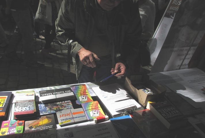 Unterschreibender für Freigabe der Coleman-Kaserne Unterschreibender für Freigabe der Coleman-Kaserne