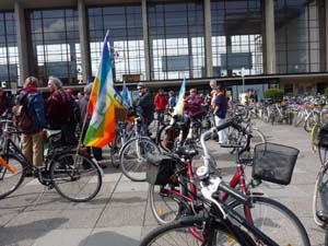 Vor dem Heidelberger Hauptbahnhof